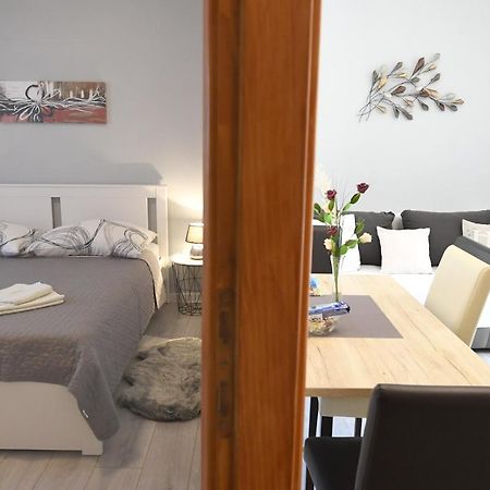 Apartment Karla ザダル エクステリア 写真
