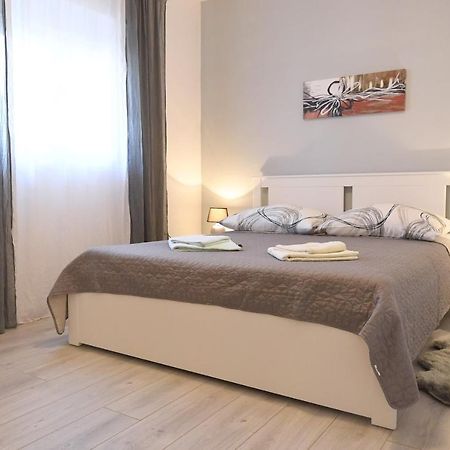 Apartment Karla ザダル エクステリア 写真