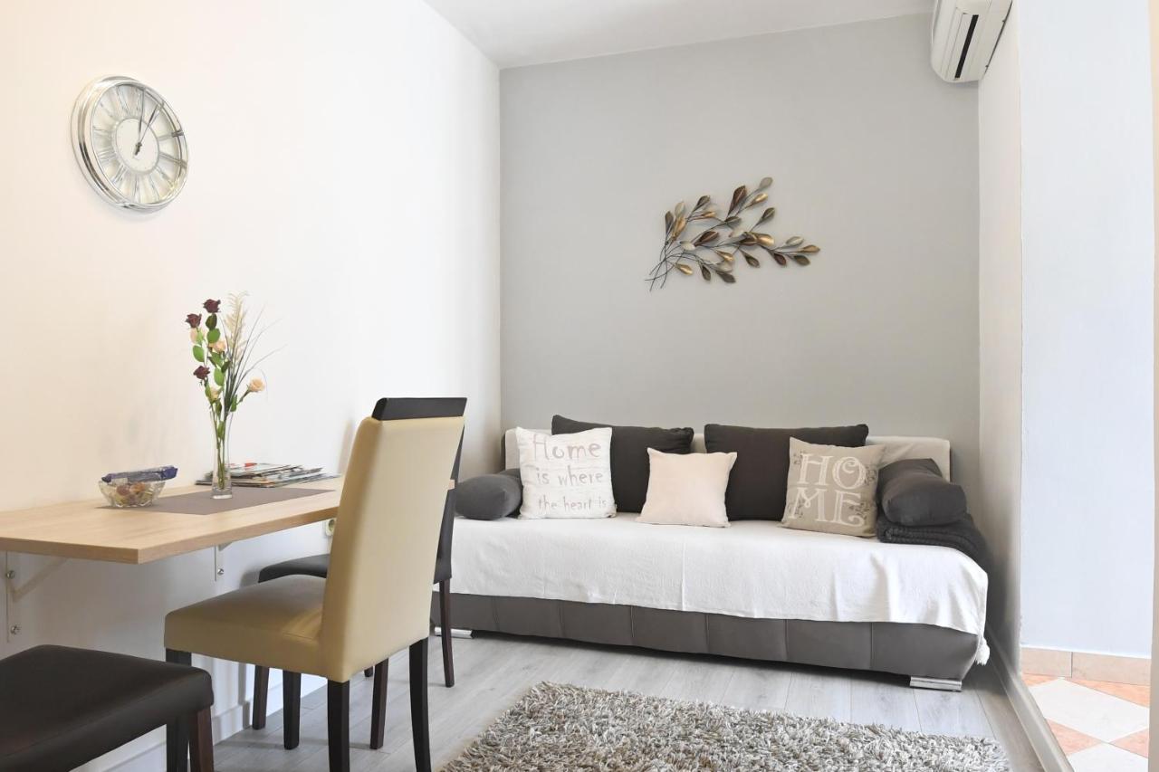 Apartment Karla ザダル エクステリア 写真